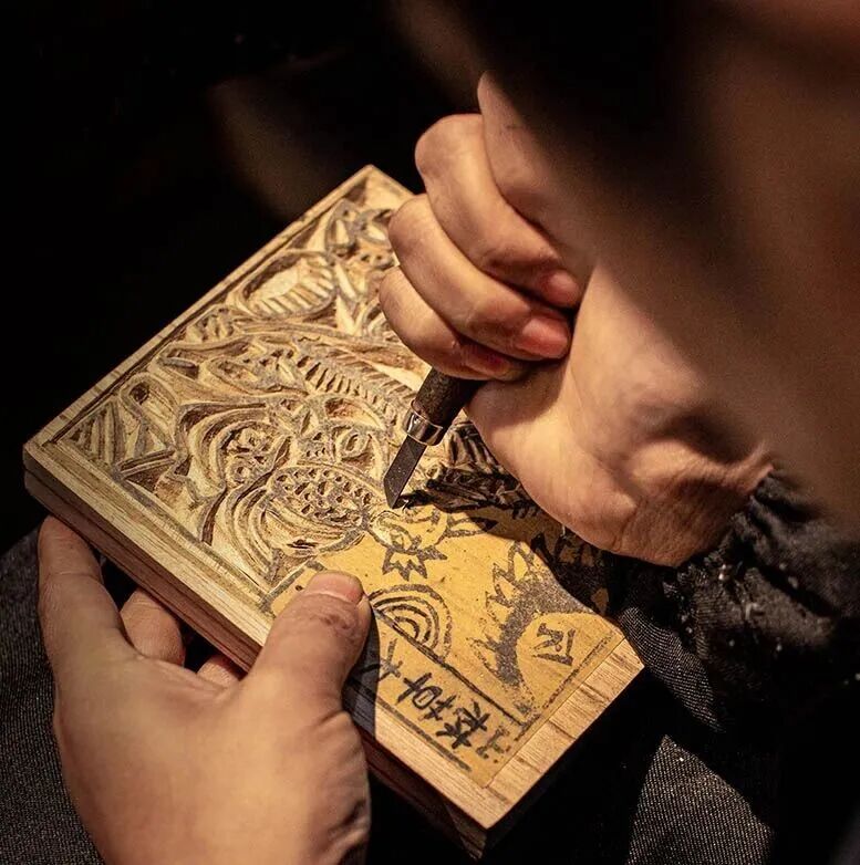 在古镇建博物馆的人(图2)