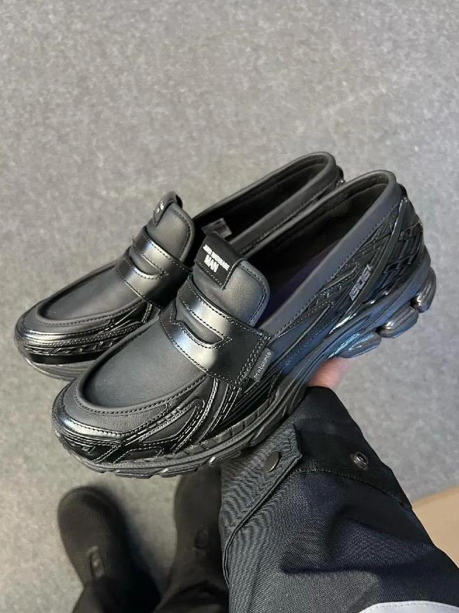 越懒越时髦？2025年无鞋带鞋履趋势解析(图9)