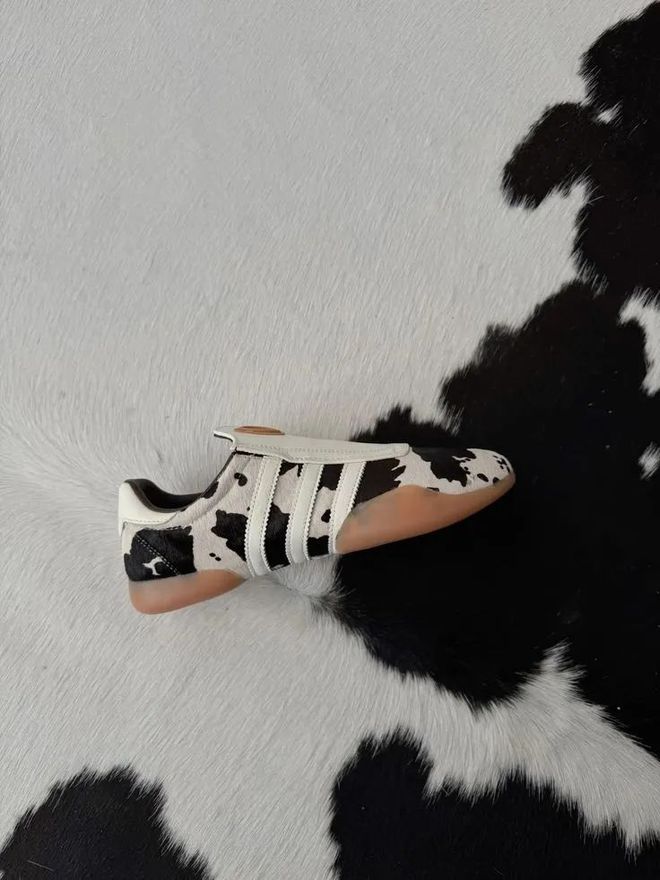 越懒越时髦？2025年无鞋带鞋履趋势解析(图14)