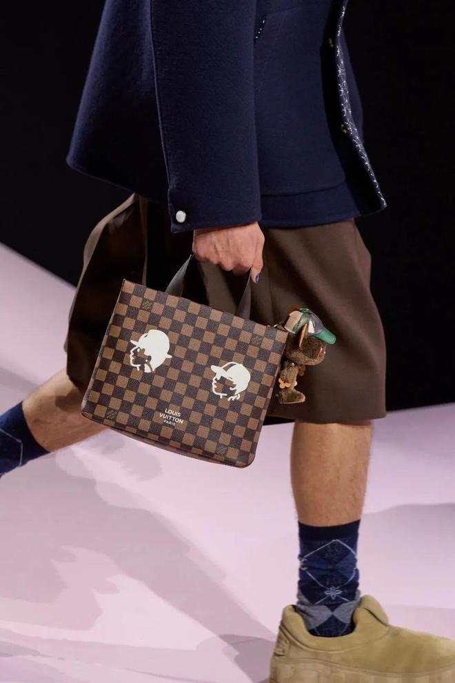 越懒越时髦？2025年无鞋带鞋履趋势解析(图21)