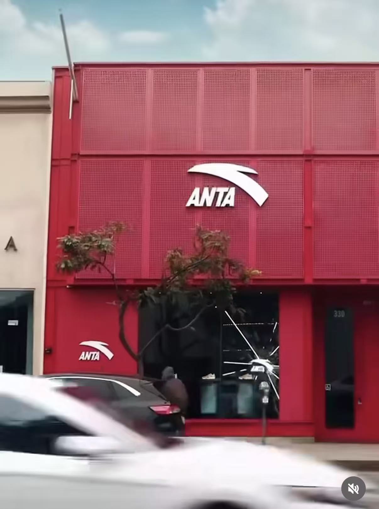 安踏的“美国梦”