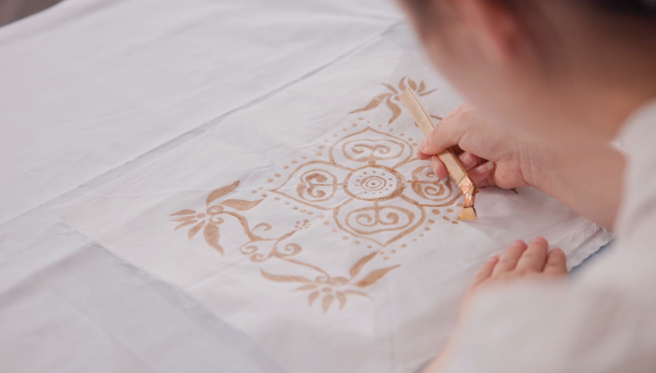 九游app：这抹蓝白给眼睛做SPA！(图3)