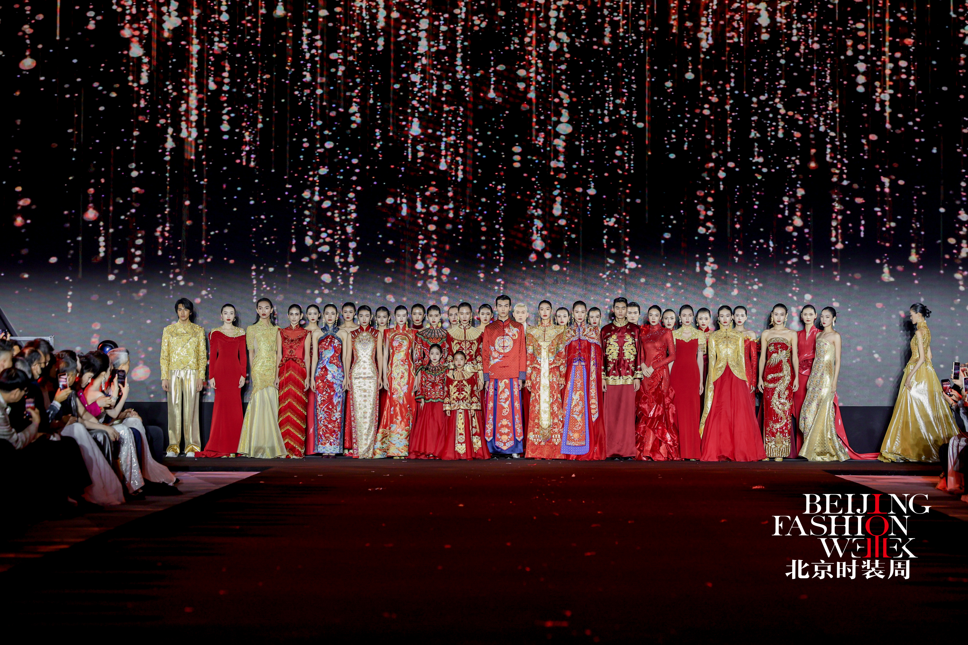 序启新章AW2026北京时装周盛大启幕(图6)