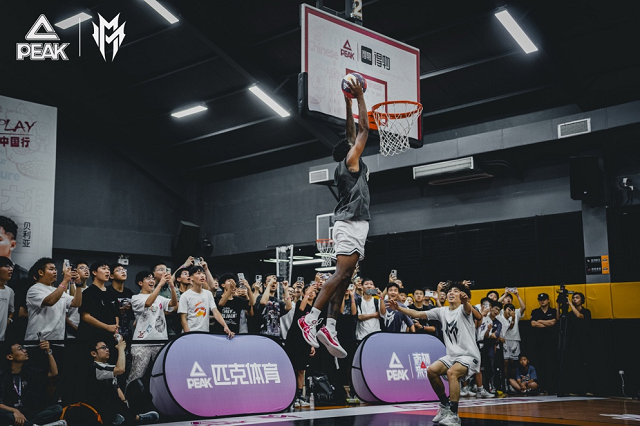 2025蒙克中国行圆满收官：篮球与文化的激情碰撞(图2)