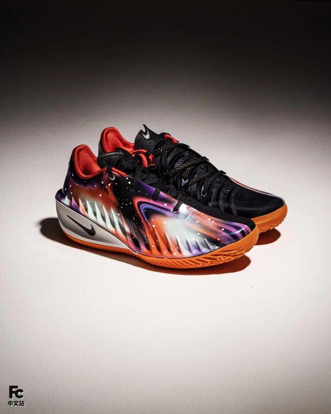 九游app：Nike搞了两双「中国专属」球鞋国外网友急哭了
