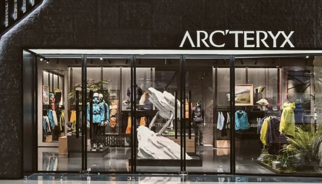 安踏的豪赌：萨洛蒙能否成为下一个“始祖鸟”？(图12)