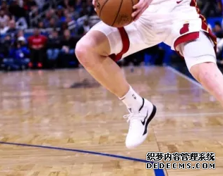 NBA12月24号球星上脚球鞋有哪些 NBA12月24号球星上脚球鞋盘点 NBA12月24号球星上脚球鞋有哪些 NBA12月24号球星上(图1)