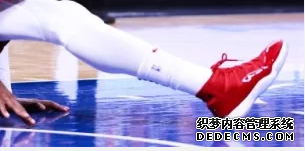 NBA12月24号球星上脚球鞋有哪些 NBA12月24号球星上脚球鞋盘点 NBA12月24号球星上脚球鞋有哪些 NBA12月24号球星上(图2)