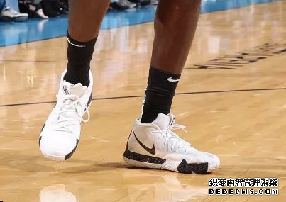 NBA12月18号库里上脚什么球鞋 NBA12月18号球星上脚球鞋一览 NBA12月18号库里上脚什么球鞋 NBA12月18号球星上脚(图18)