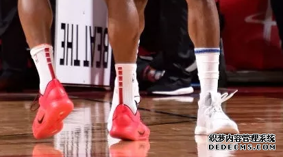 NBA12月18号库里上脚什么球鞋 NBA12月18号球星上脚球鞋一览 NBA12月18号库里上脚什么球鞋 NBA12月18号球星上脚(图19)