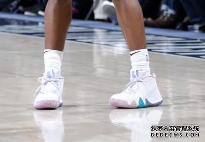 NBA12月19号球星上脚球鞋有哪些 NBA12月19号球星上脚球鞋盘点 NBA12月19号球星上脚球鞋有哪些 NBA12月19号球星上(图2)
