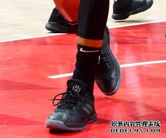 NBA12月19号球星上脚球鞋有哪些 NBA12月19号球星上脚球鞋盘点 NBA12月19号球星上脚球鞋有哪些 NBA12月19号球星上(图17)