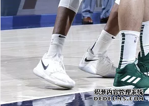 NBA12月13号球星上脚球鞋有哪些 NBA12月13号球星上脚球鞋盘点 NBA12月13号球星上脚球鞋有哪些 NBA12月13号球星上(图4)