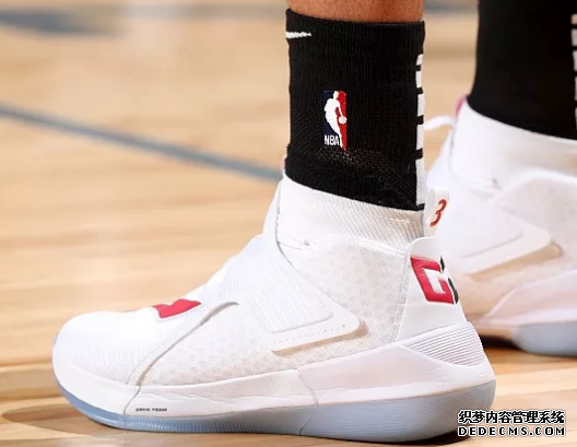NBA12月13号球星上脚球鞋有哪些 NBA12月13号球星上脚球鞋盘点 NBA12月13号球星上脚球鞋有哪些 NBA12月13号球星上(图14)