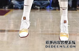 NBA12月13号球星上脚球鞋有哪些 NBA12月13号球星上脚球鞋盘点 NBA12月13号球星上脚球鞋有哪些 NBA12月13号球星上(图20)