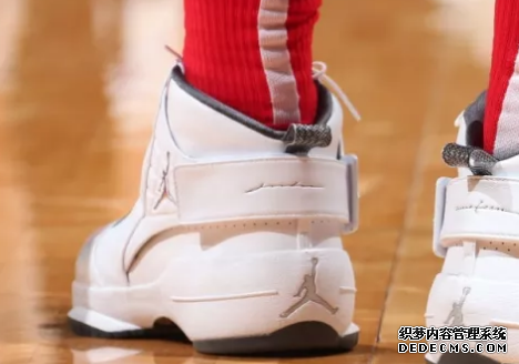 NBA12月17号球星上脚球鞋有哪些 NBA12月17号球星上脚球鞋清单 NBA12月17号球星上脚球鞋有哪些 NBA12月17号球星上(图13)