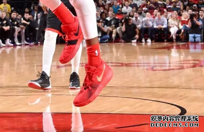NBA12月14号球星上脚球鞋有哪些 NBA12月14号球星上脚球鞋清单 NBA12月14号球星上脚球鞋有哪些 NBA12月14号球星上(图11)